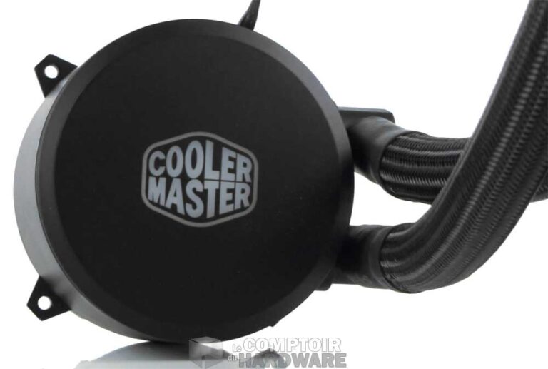 Le dessus du bloc pompe des MasterLiquid