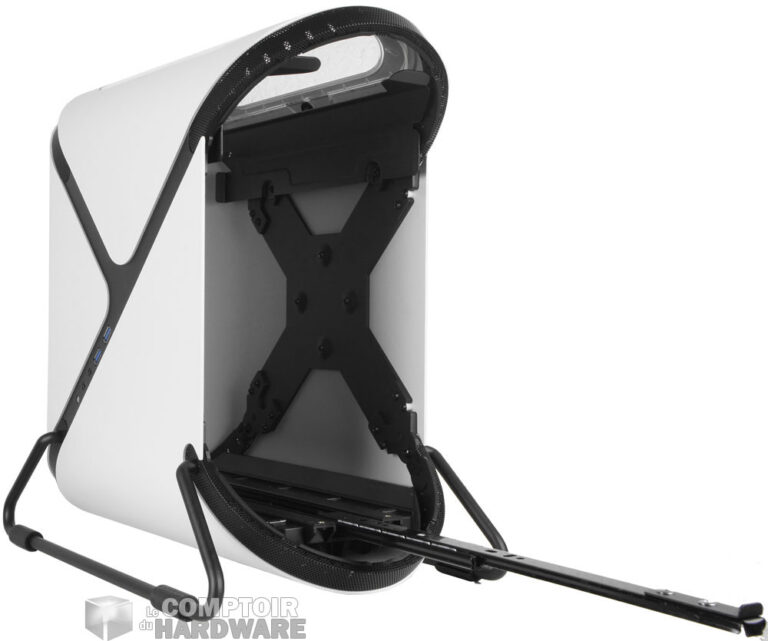 Le châssis entièrement vide