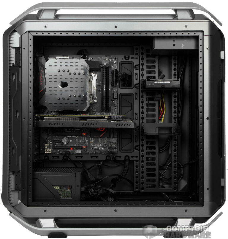 L'intérieur sans les caches