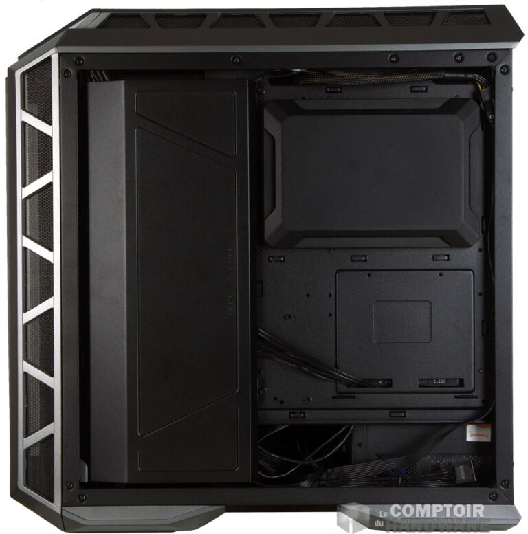 L'arrière du plateau et ses caches