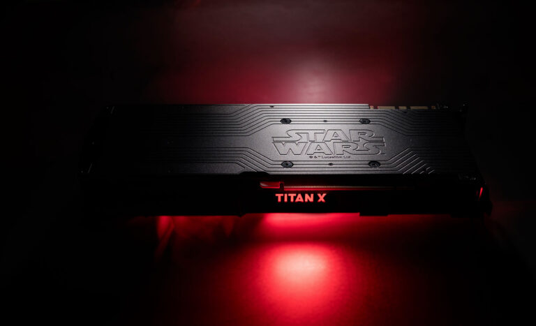Le rétroéclairage de la TITAN Xp Galactic Empire