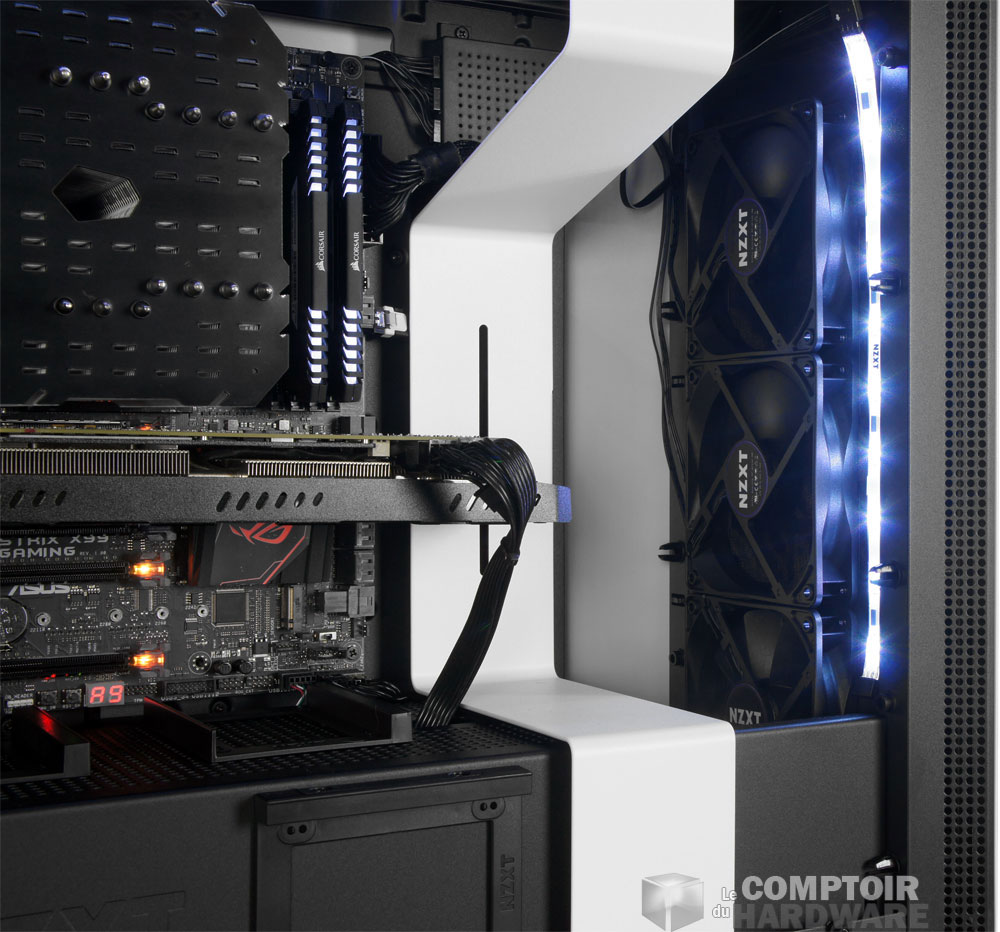 Les Aer 120 de la façade du H700i