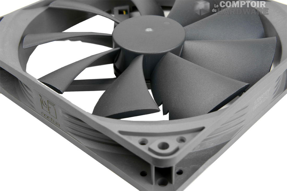 Les pales du NF-P14s