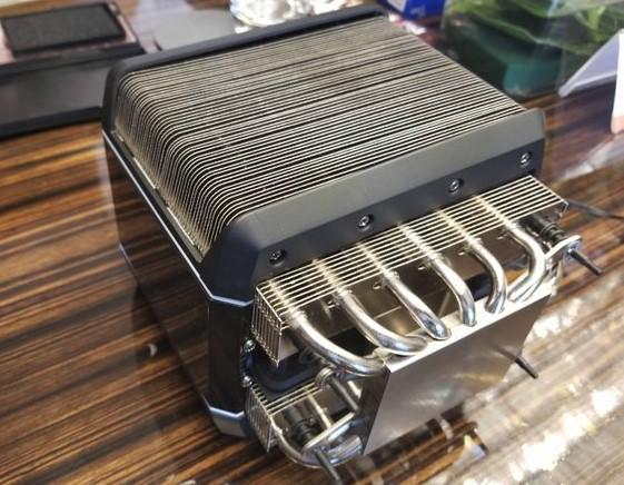 coolermaster amd wraith ripper base