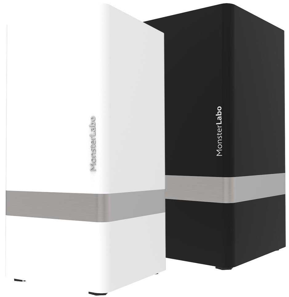 Monster Labo The First dans ses deux robes disponibles