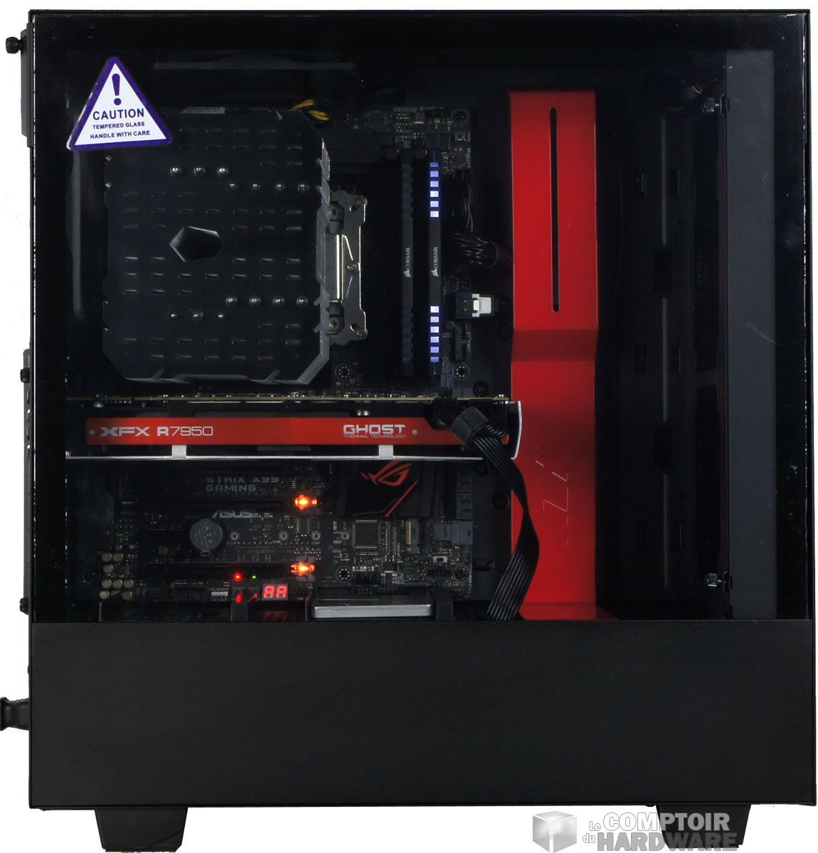 Le petit panneau de verre sur le H500