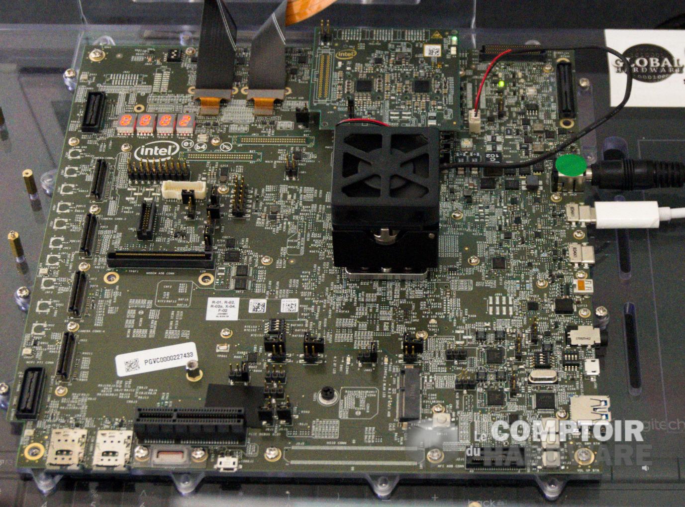 La puce Foveros, planquée sous son ventirad