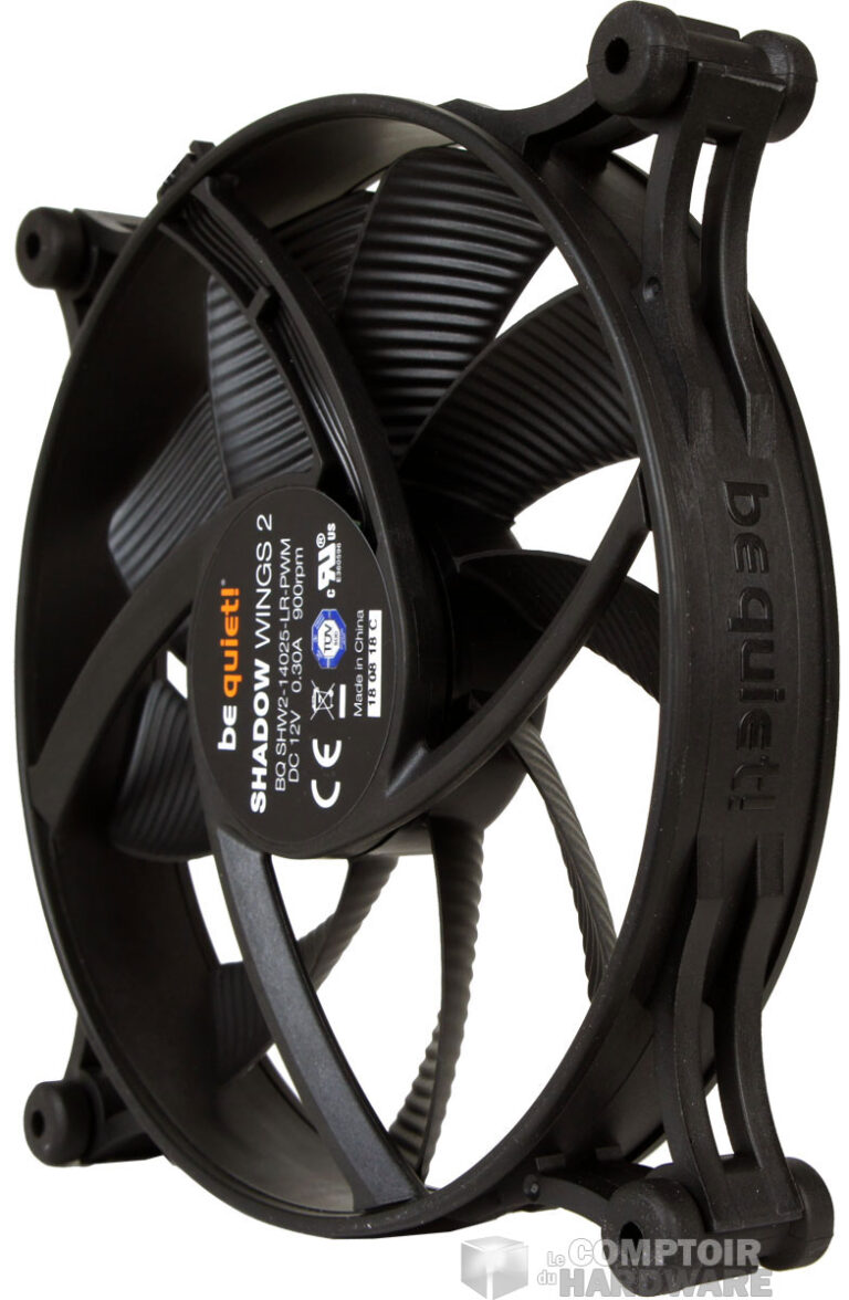 Le cadre plus fin et le logo sur le côté des Shadow Wings 2