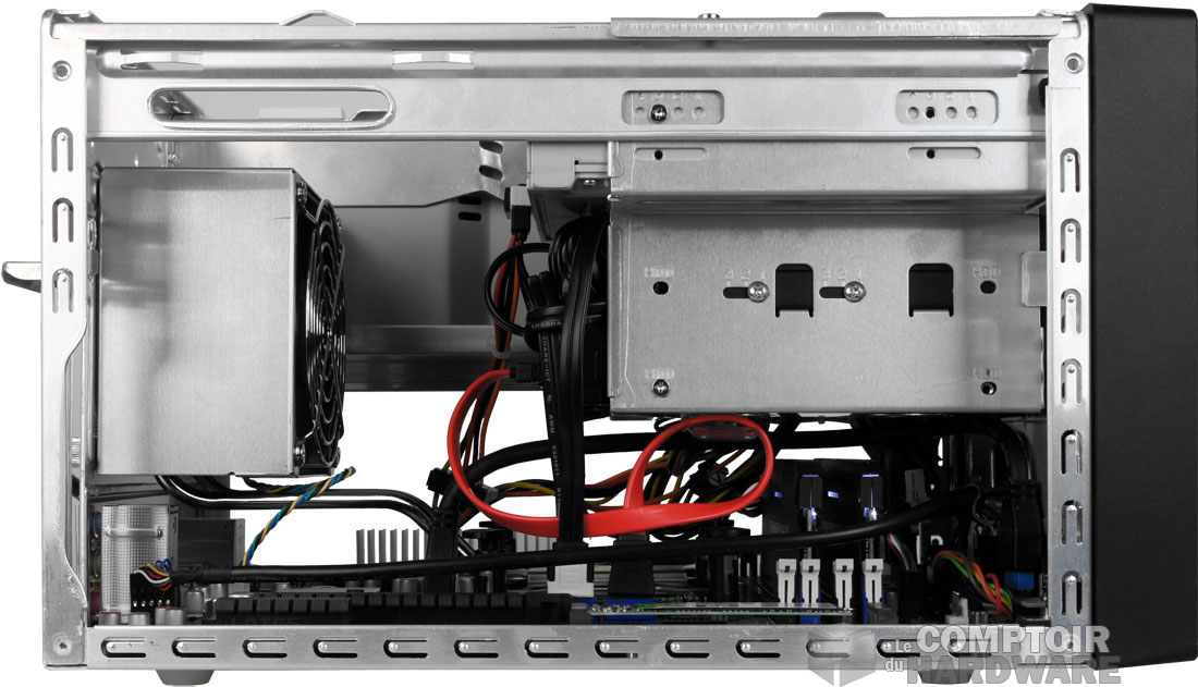 Le boîtier équipé de son support de stockage