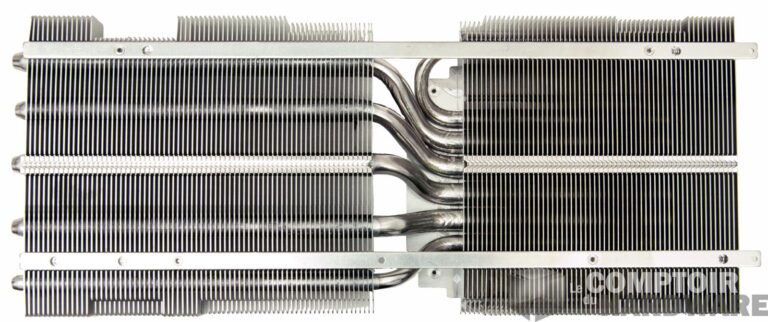 zotac rtx 2080 amp extreme - radiateur vu de dessus