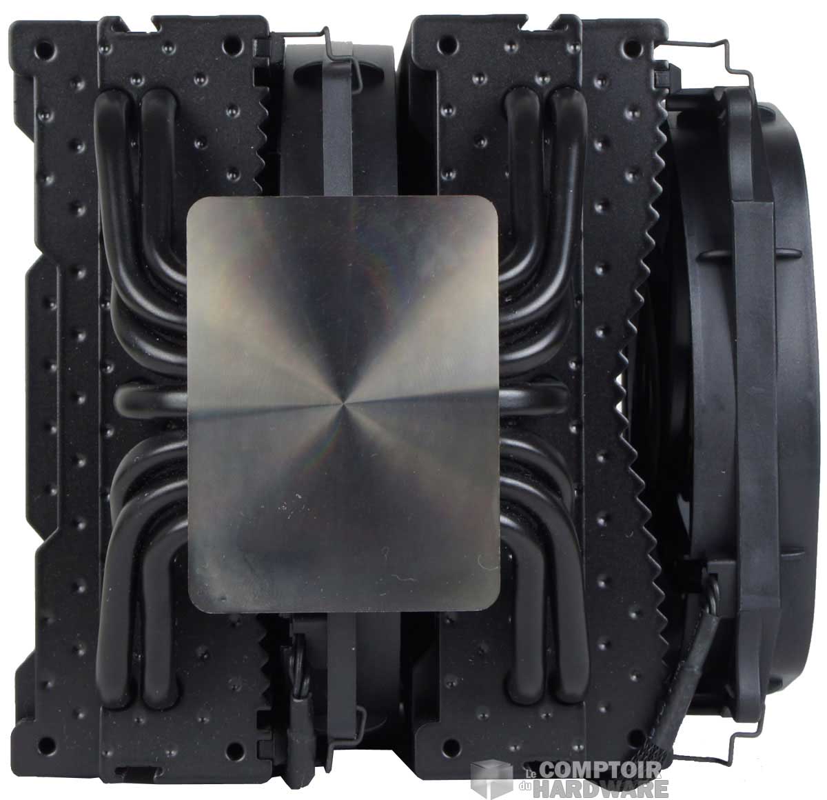 La nouvelle base adaptée au socket TR4