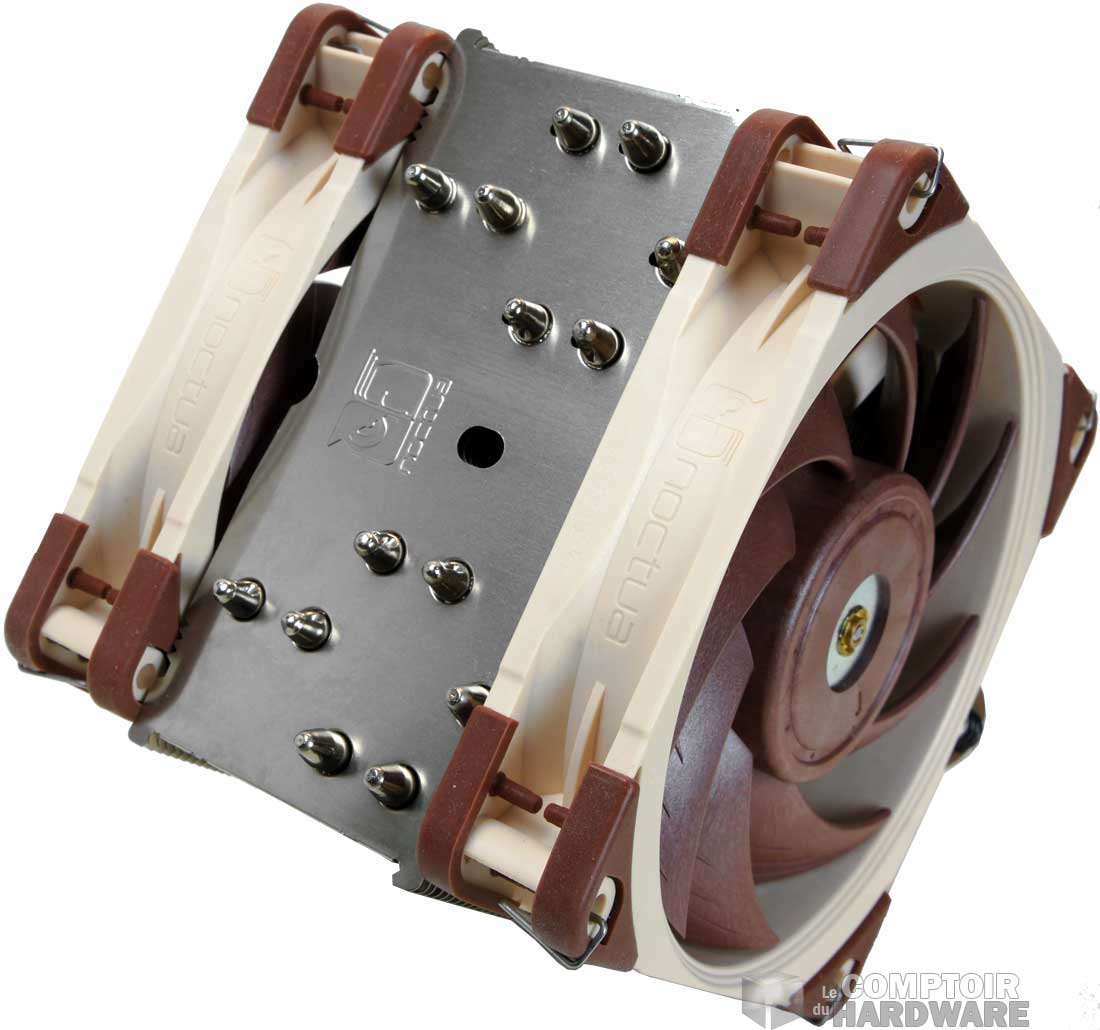 Le dessus du ventirad et ses caloducs apparents. 