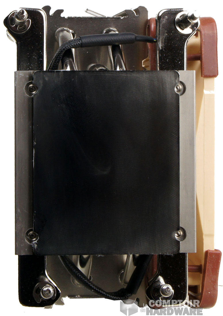 La base TR4-SP3 du NH-U12S