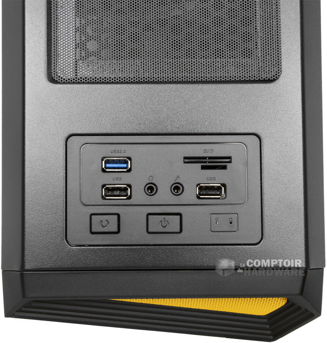 La connectique externe sur le NX100