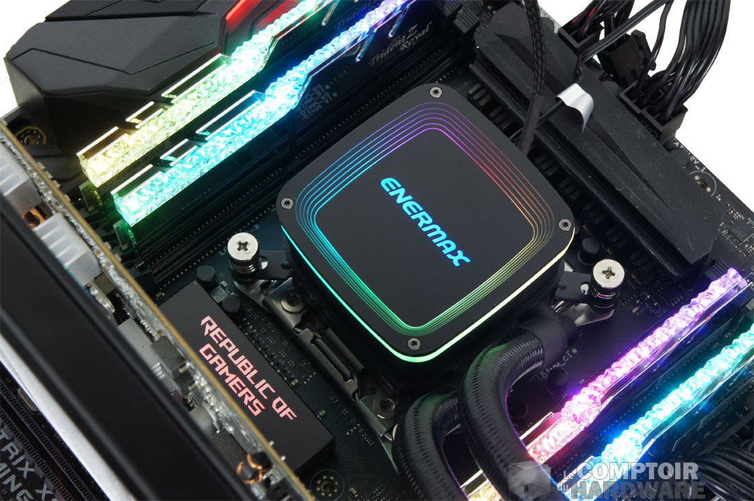 Le kit installé sur le socket LGA 2011-V3