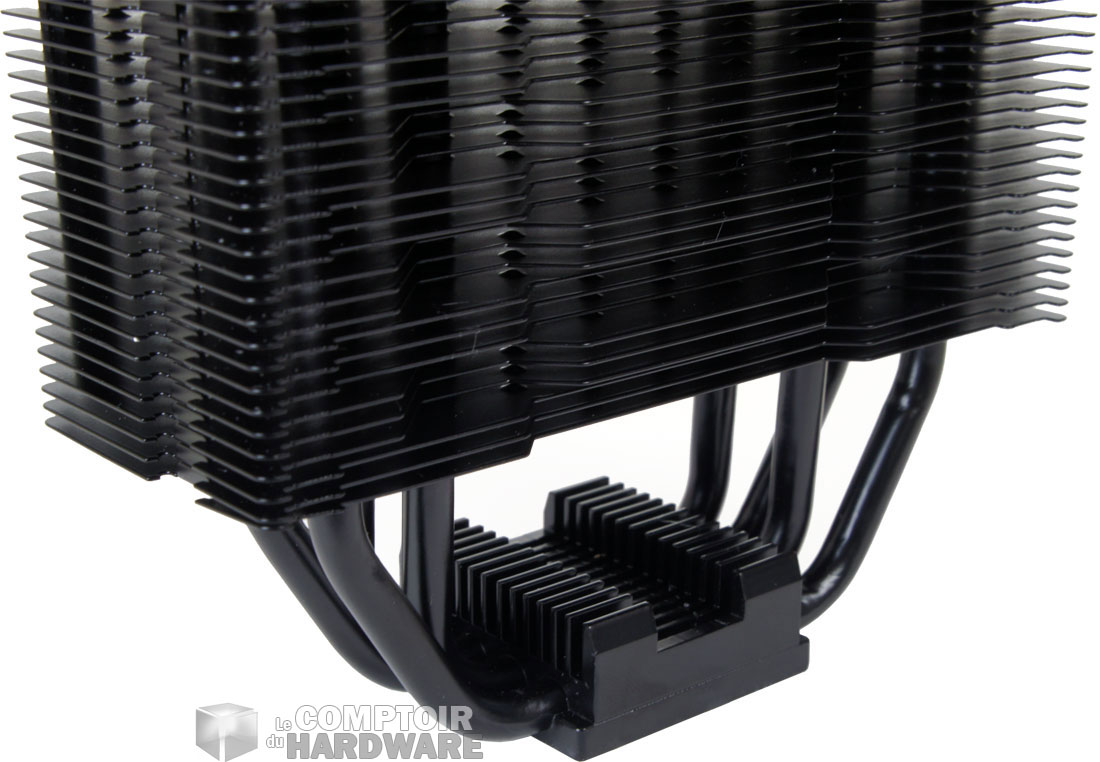 Les caloducs et le petit radiateur de la base