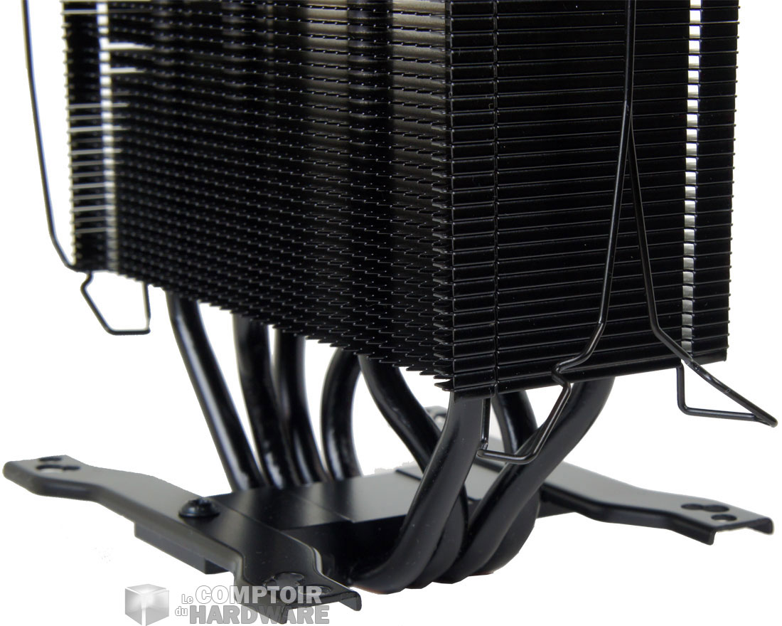 Les caloducs à la base du Freezer 34 eSports Duo