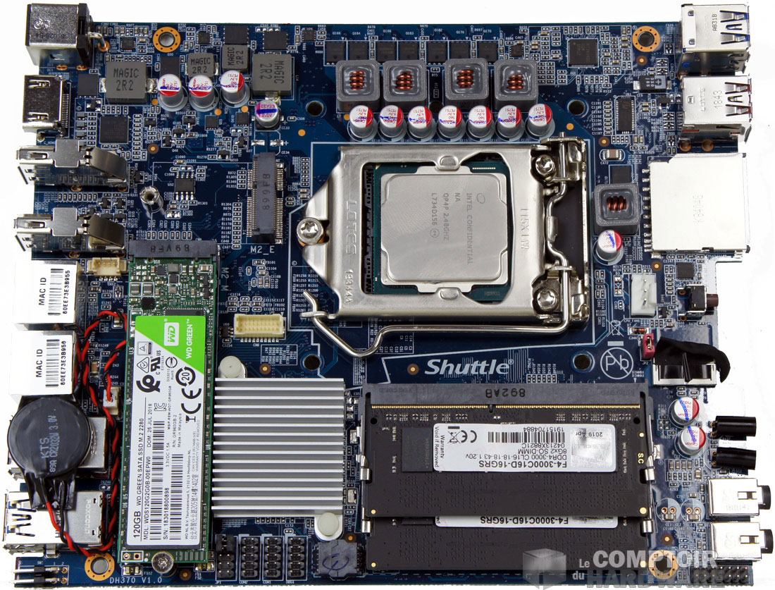 La carte mère une fois sortie du châssis