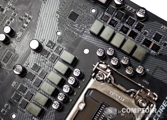 msi mpg z390 gaming edge ac - zoom sur l'alimentation