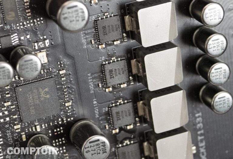 asus crosshair viii hero wifi - vue détaillée des VRMs