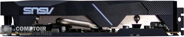 asus dual rx 5500 xt evo - vue de côté de l'ensemble de la carte