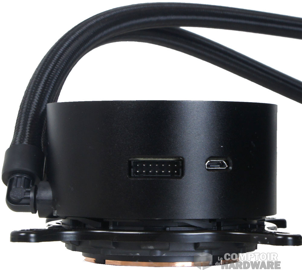 L'épaisseur du waterblock des Kraken (ici les Z73/Z63)