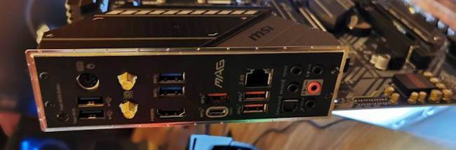 msi mag x570 tomahawk wifi io es 2020