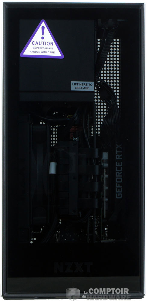 La façade en verre du H1