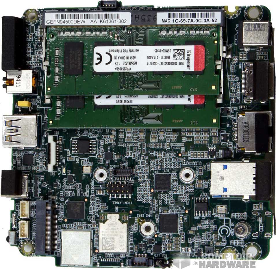 La face qui accueille SSD et mémoire