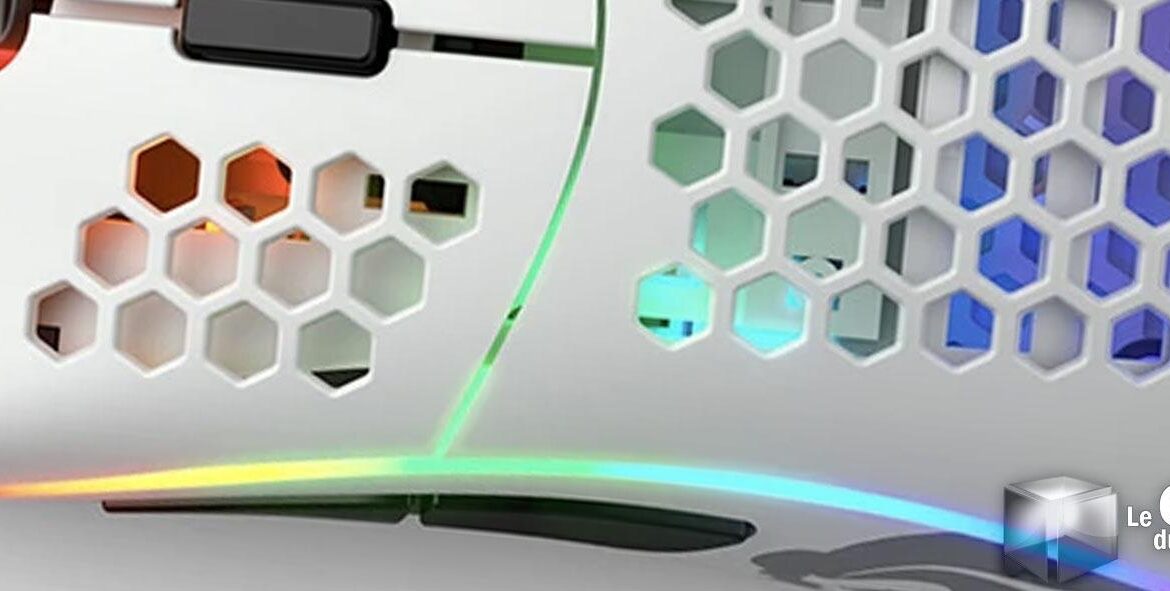 review glorious model d