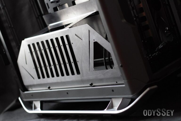 Ce cache alimentation de fou !