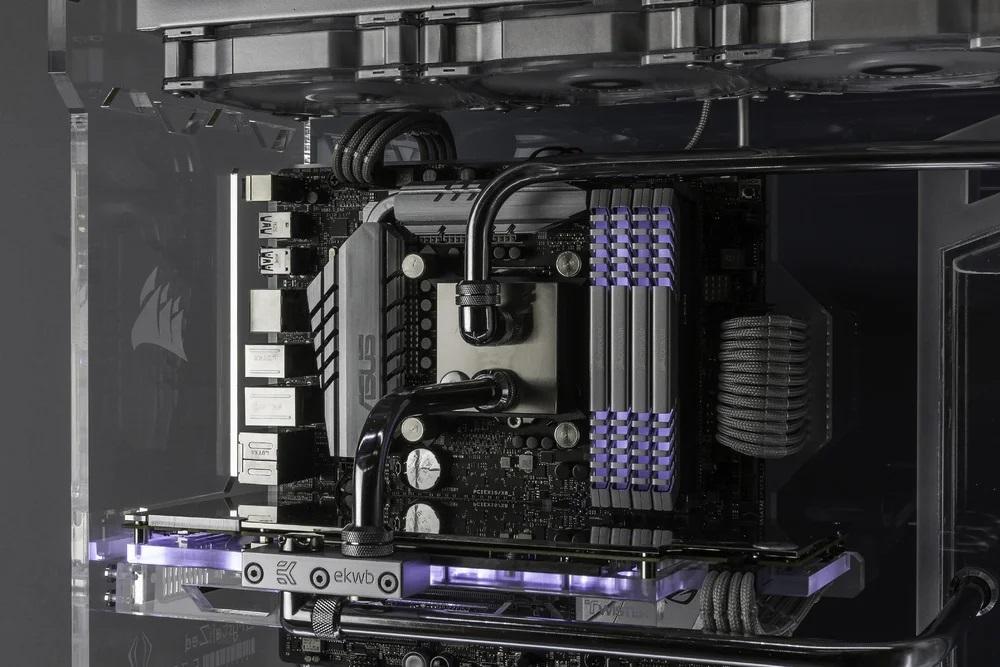 Sobre et classe à la fois