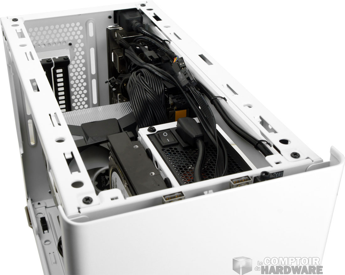 La place qu'il reste pour le câblage