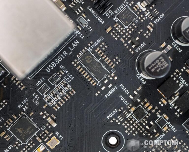 nzxt n7 z490 - puces de gestion des communications