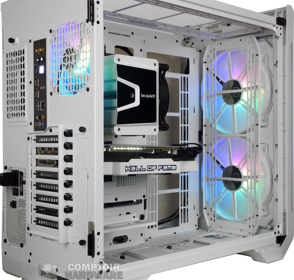 Les deux gros 200 mm sur le support de ventilation