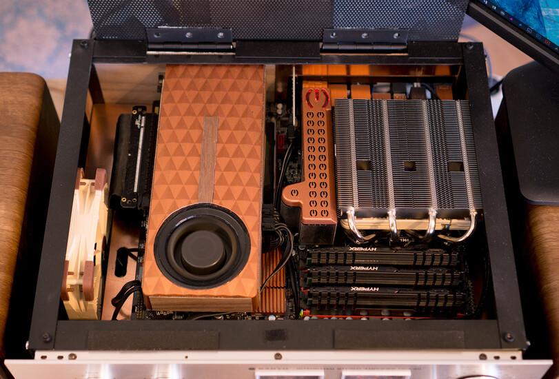 L'air chaud du rad est expulsé vers le haut