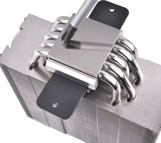 thermaltake ux210 argb 2