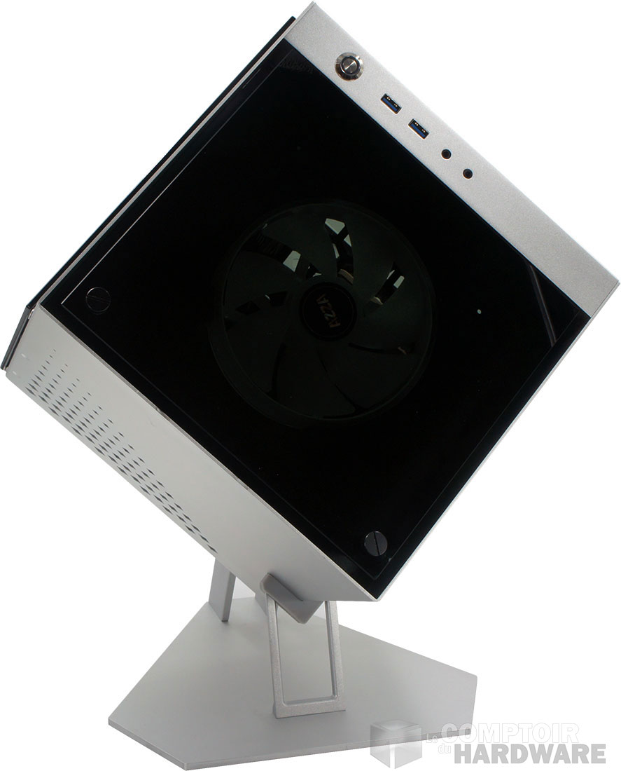 Le Cube Mini sur son pied