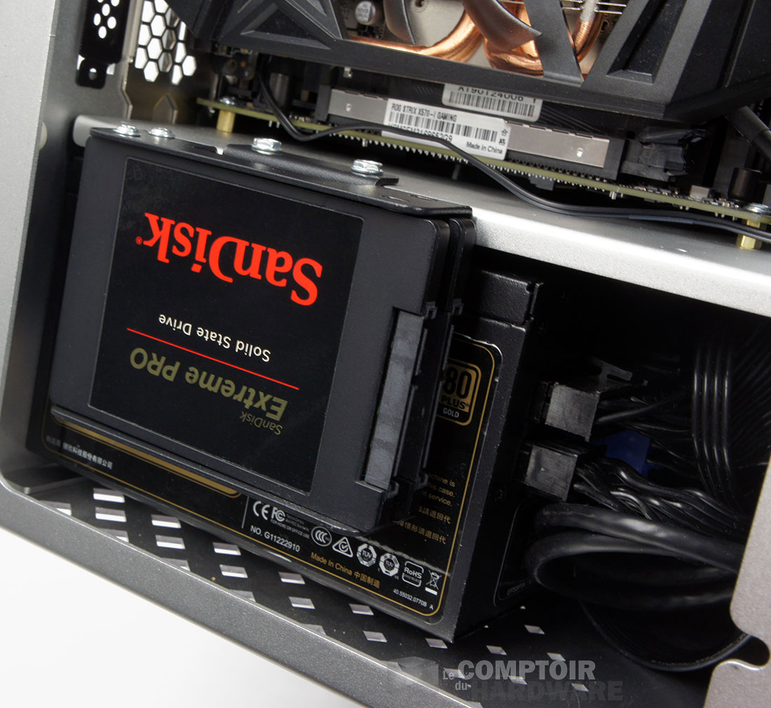 Le support de SSD disponible dans le boîtier