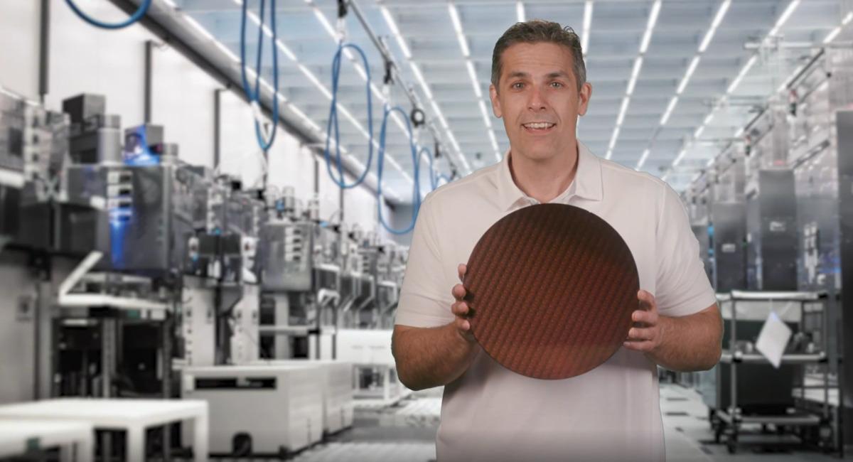 intel boyd phels wafer en main