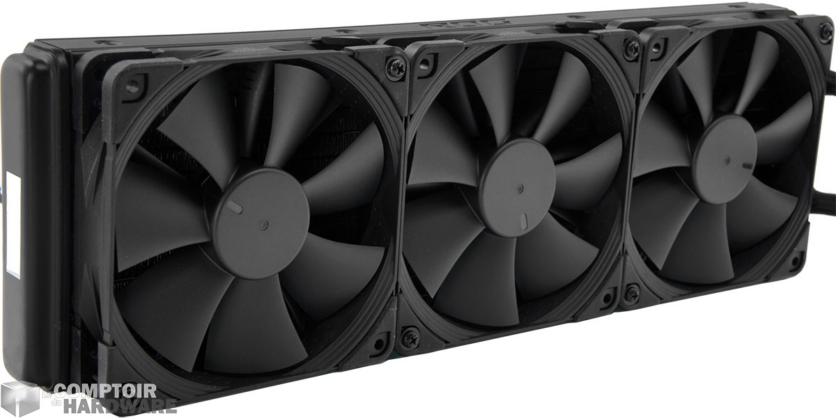 Trois Noctua pour évacuer la chaleur !