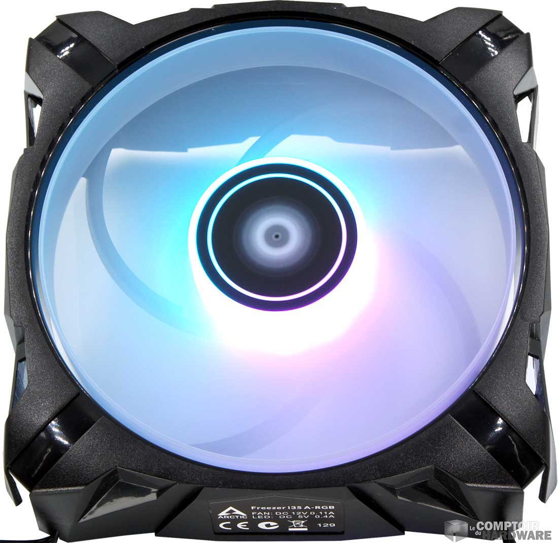 Le ventilateur éclairé sur cette version