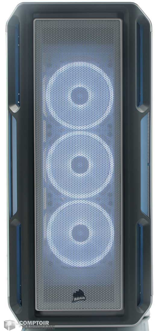 La façade avec sa grille