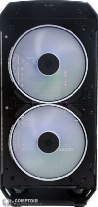 Les deux AL-18 derrière la grille