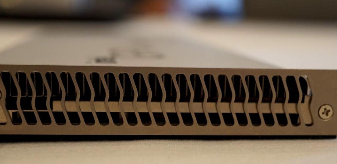 intel arctic sound side t