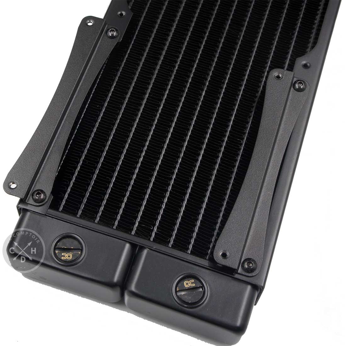 Le support de watercooling pour assurer la compatibilité des radiateurs