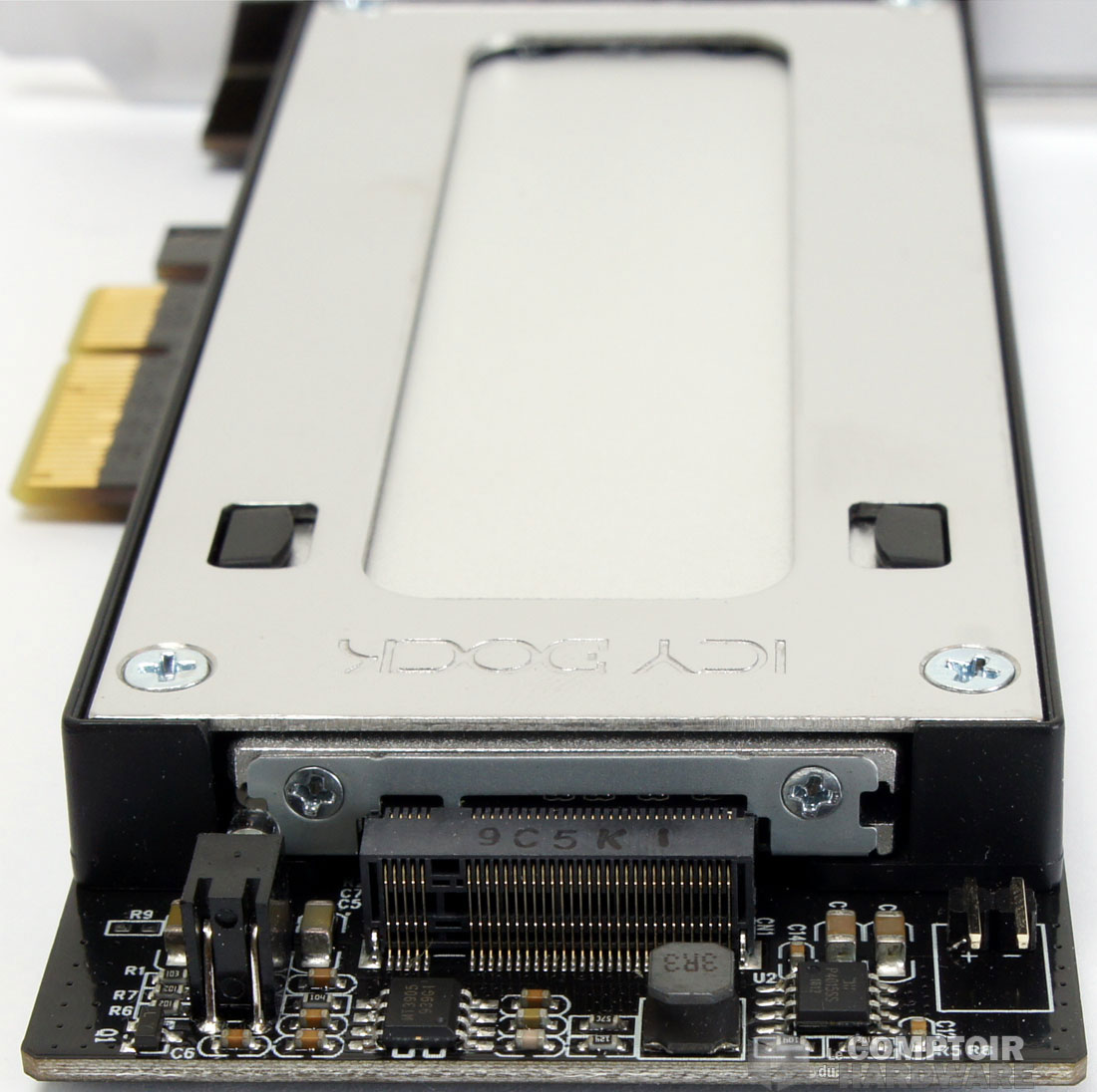 LED d'activité, port M.2 et connecteur du front panel