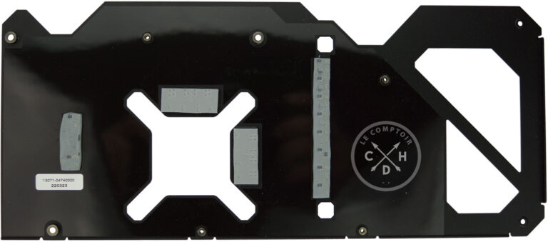 Asus RX 6650 XT Gaming : backplate