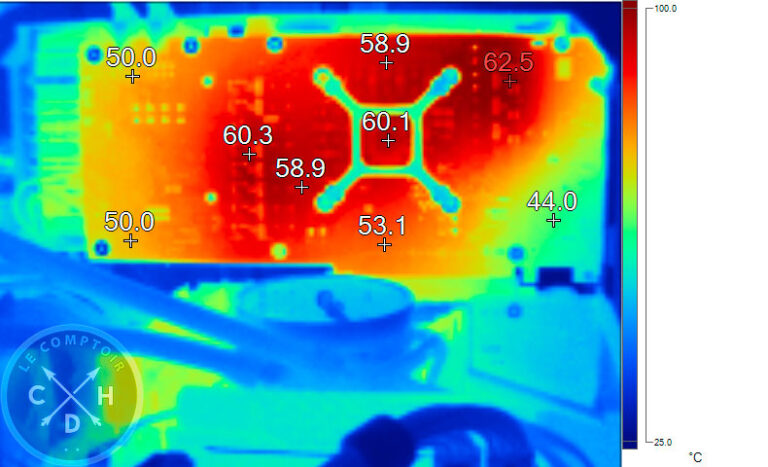 Image thermique de la ROG Strix RX 6750 XT Gaming en charge