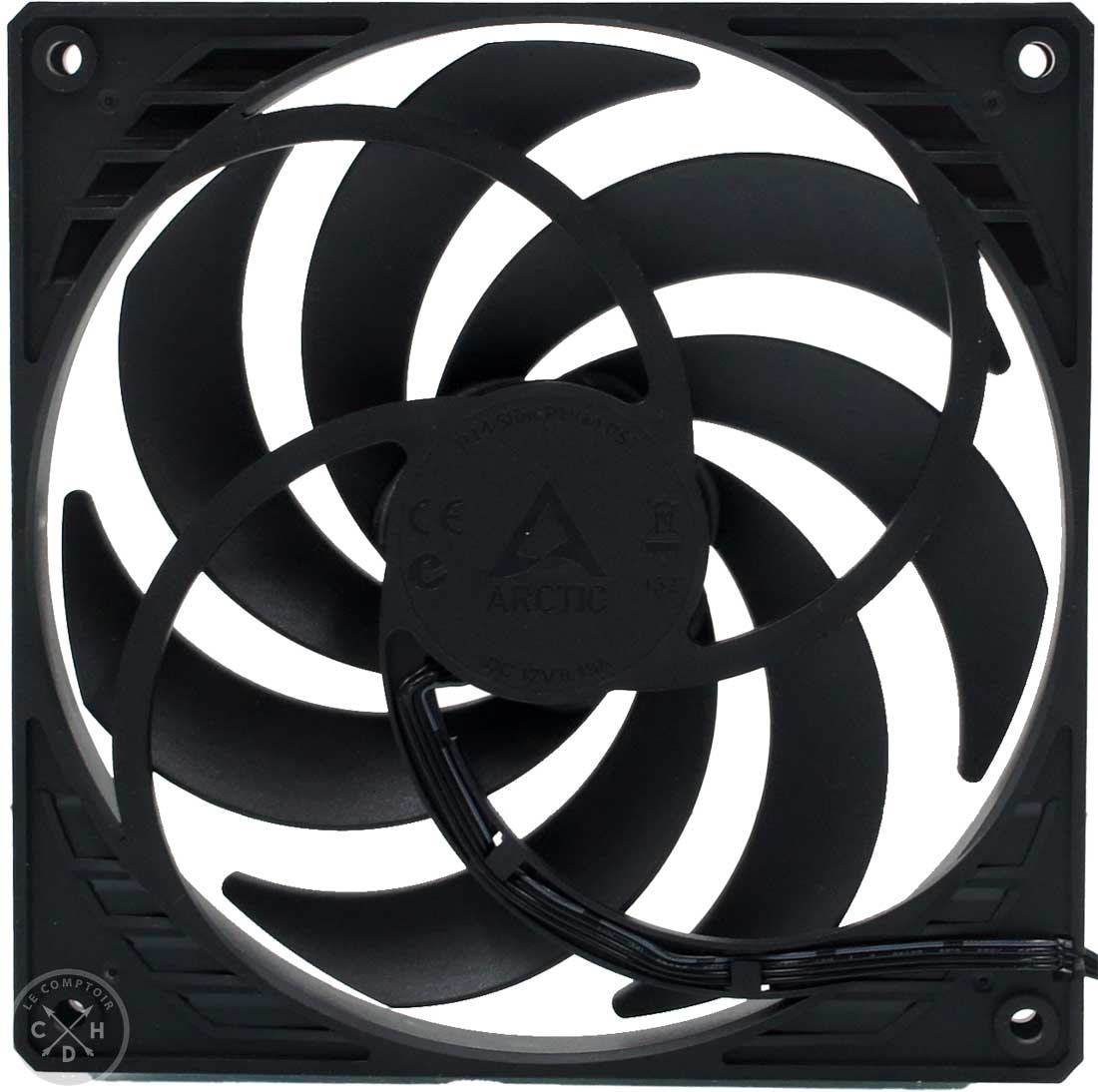 Le P14 Slim PWM PST 0dB de dos cette fois